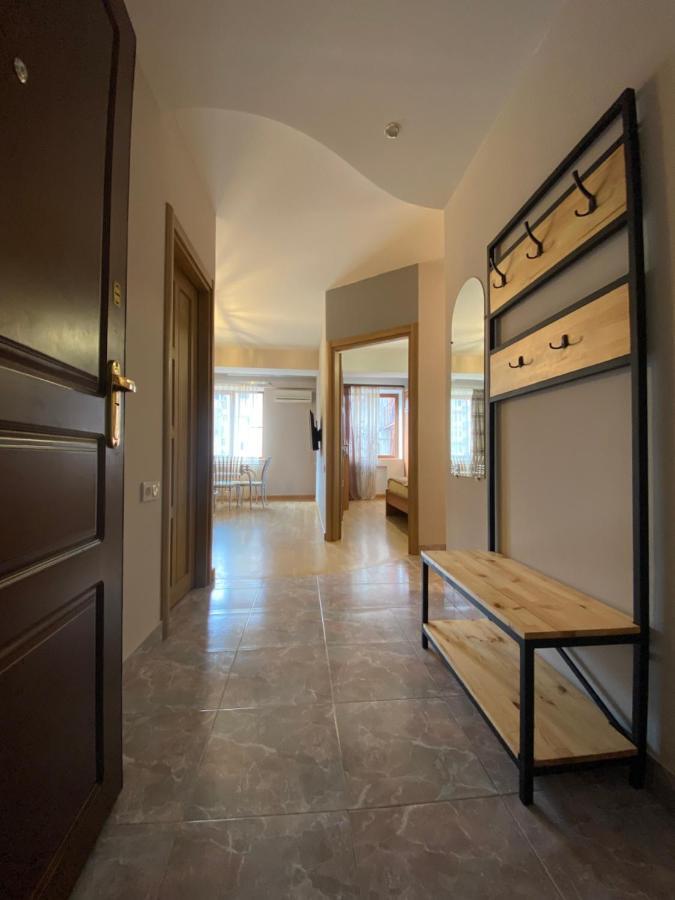 Northern Avenue Apartment Yerevan Exterior photo